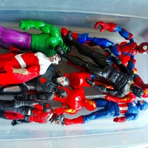 Hasbro Marvel section figures